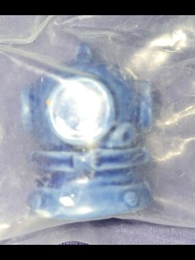 Wade's Whimsie's Miniature Diver Helmut